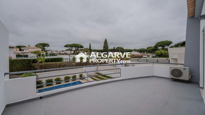 Image No.12-2 Bed Villa for sale