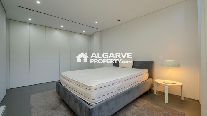 Image No.16-6 Bed Villa for sale