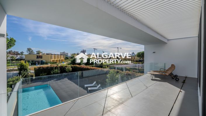 Image No.26-6 Bed Villa for sale