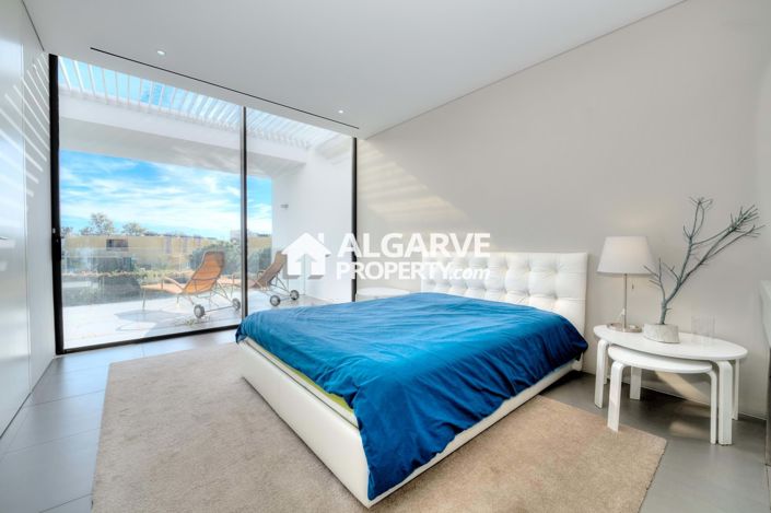 Image No.45-6 Bed Villa for sale