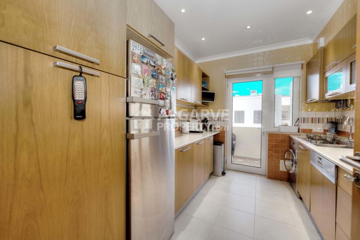 Image No.10-2 Bed Apartment for sale