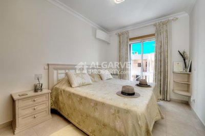 3-12458-78d1f4f8b6655591b02d22fabb36a692d73cc