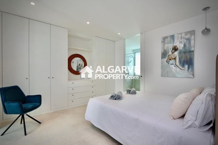 Image No.18-3 Bed Villa for sale