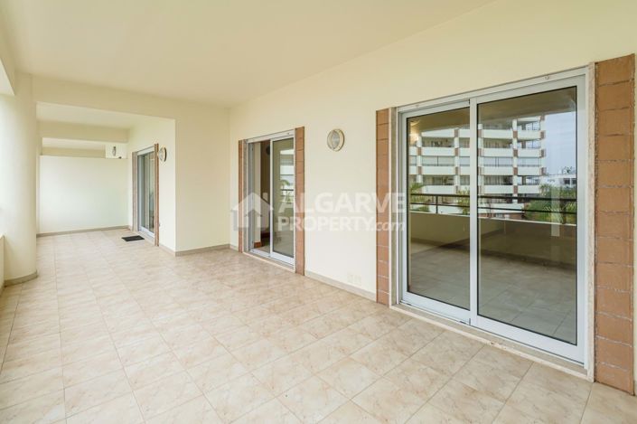 Image No.18-2 Bed Apartment for sale