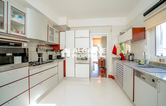 Image No.15-3 Bed Villa for sale