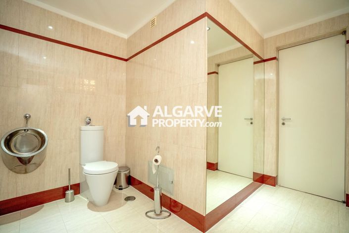 Image No.17-3 Bed Villa for sale