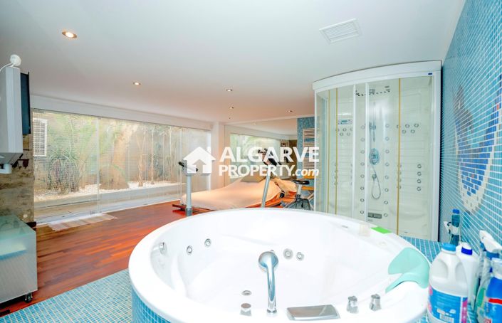 Image No.42-3 Bed Villa for sale