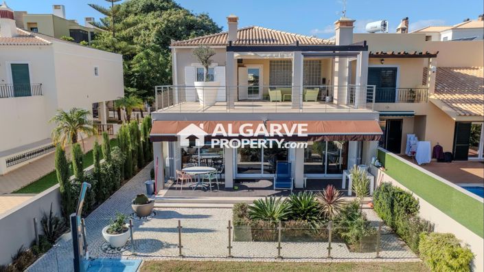 Image No.43-3 Bed Villa for sale