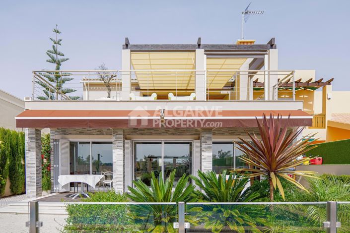 Image No.8-3 Bed Villa for sale