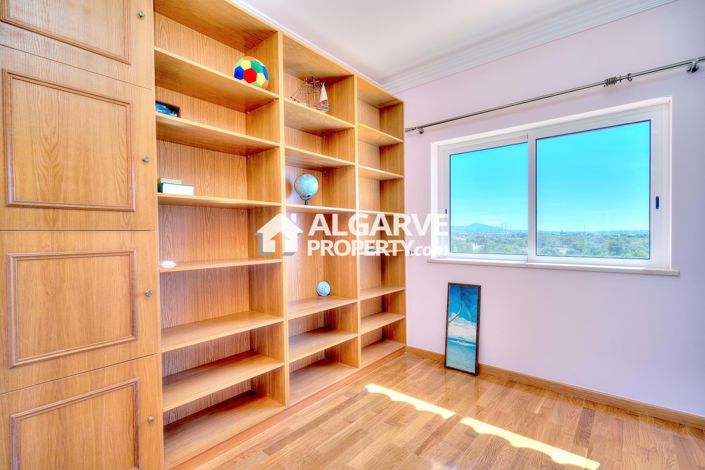 Image No.30-4 Bed Villa for sale