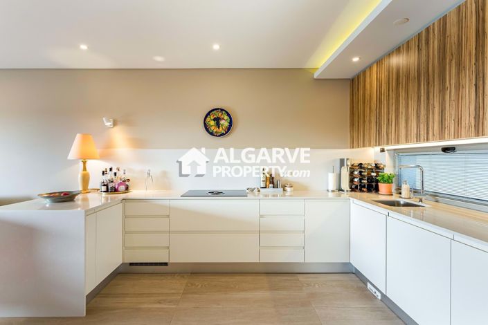 Image No.18-2 Bed Apartment for sale