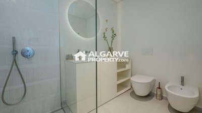 3-12180-78d1f4f8b6655591b02d22fabb36a692d73cc