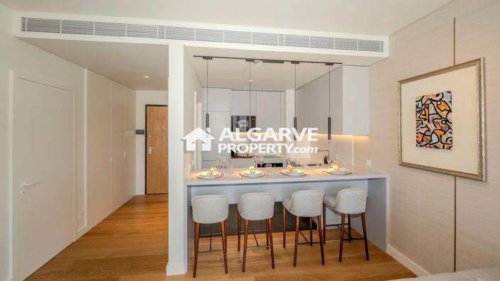 Image No.20-2 Bed Apartment for sale