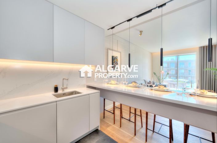 Image No.8-2 Bed Apartment for sale