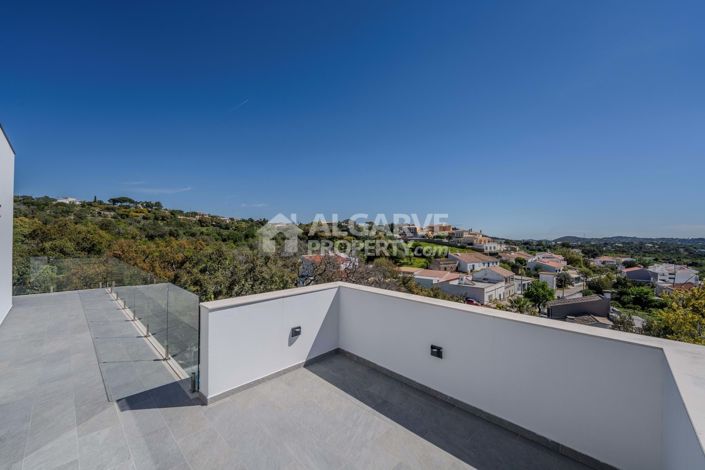 Image No.29-5 Bed Villa for sale