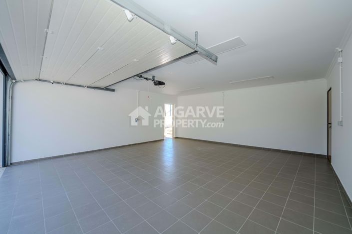 Image No.31-5 Bed Villa for sale