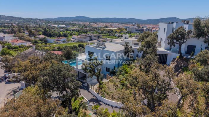 Image No.37-5 Bed Villa for sale