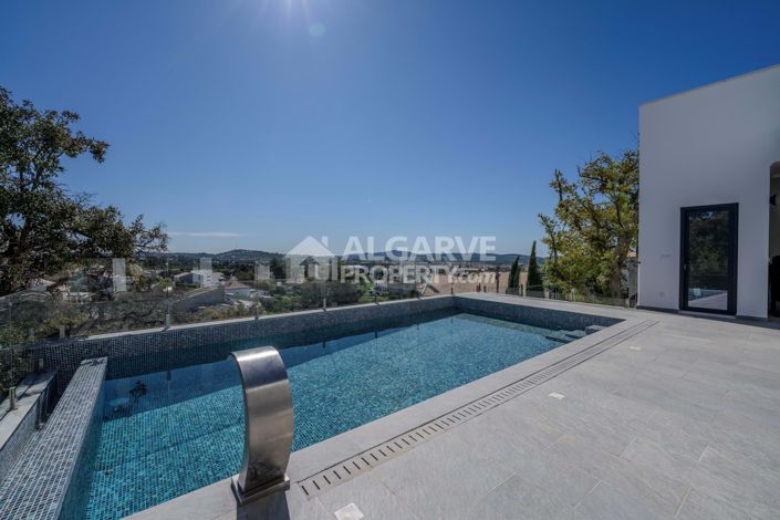 Image No.6-5 Bed Villa for sale