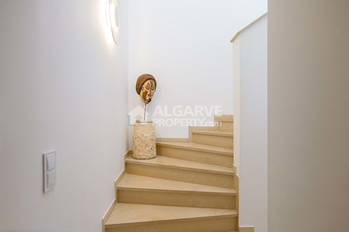 Image No.21-4 Bed Villa for sale