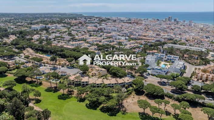 Image No.29-4 Bed Villa for sale