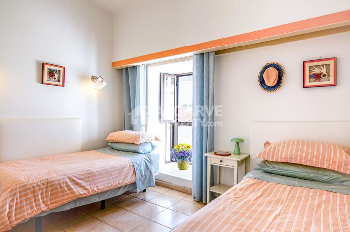 Image No.12-2 Bed Villa for sale