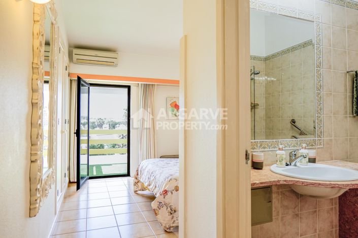 Image No.13-2 Bed Villa for sale