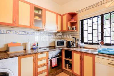 3-12471-78d1f4f8b6655591b02d22fabb36a692d73cc