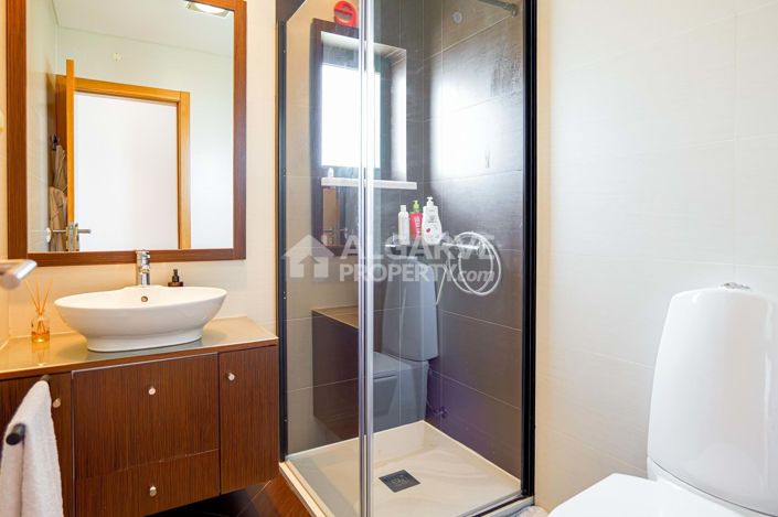 Image No.19-3 Bed Apartment for sale