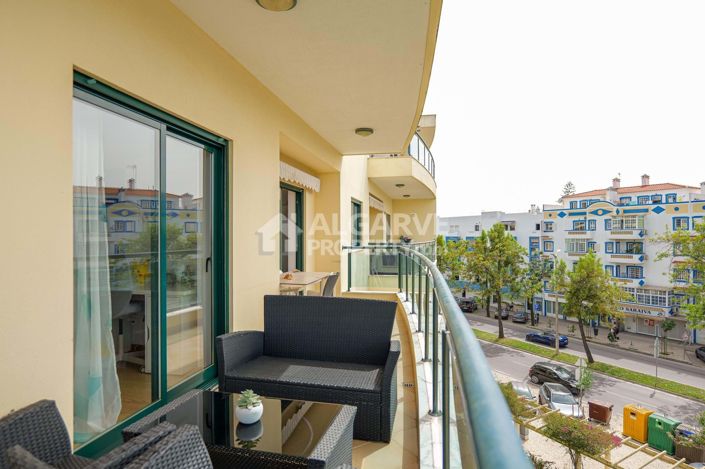 Image No.20-3 Bed Apartment for sale