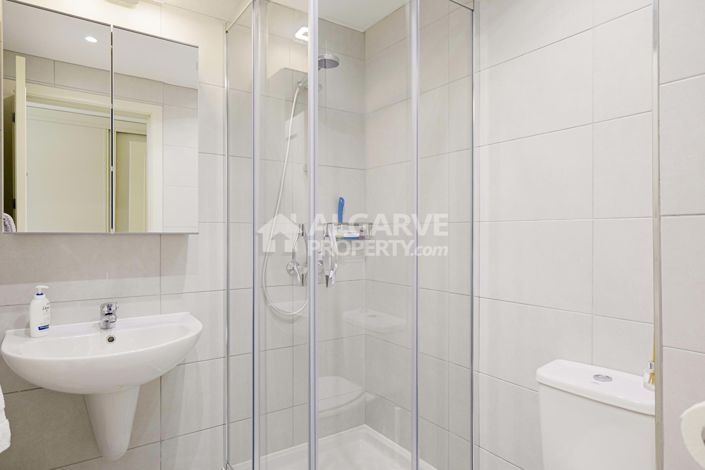 Image No.18-2 Bed Apartment for sale
