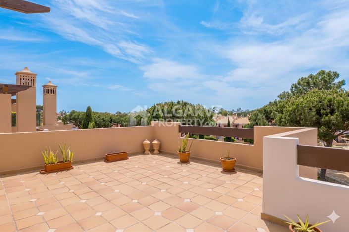 Image No.20-2 Bed Apartment for sale