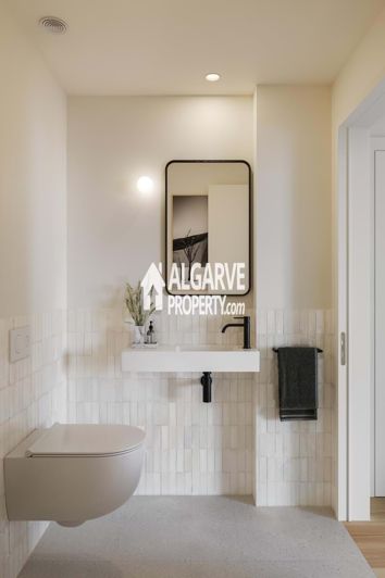 Image No.11-3 Bed Apartment for sale