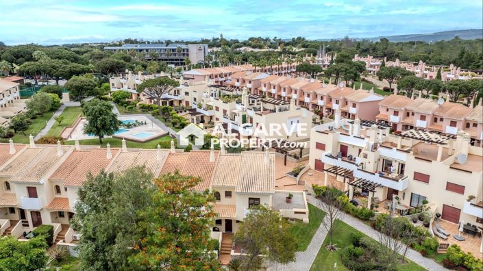 Image No.33-3 Bed Villa for sale