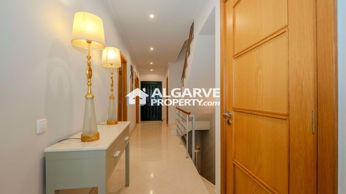 Image No.16-4 Bed Villa for sale