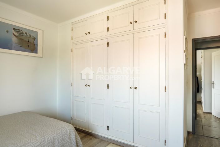 Image No.15-3 Bed Apartment for sale