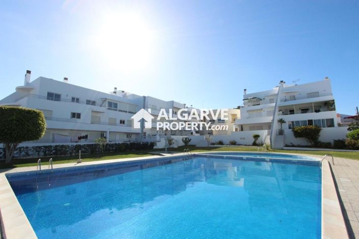 Image No.22-3 Bed Apartment for sale