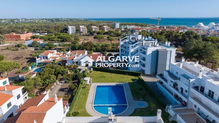 Image No.23-3 Bed Apartment for sale