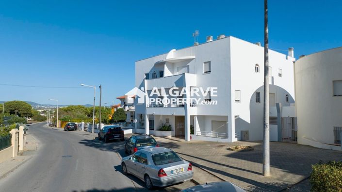 Image No.25-3 Bed Apartment for sale