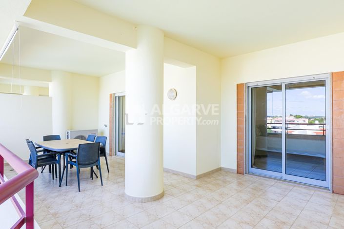 Image No.16-2 Bed Apartment for sale