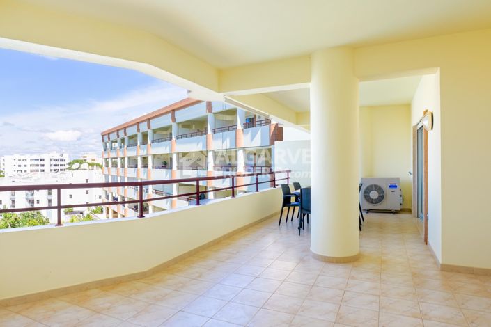 Image No.17-2 Bed Apartment for sale