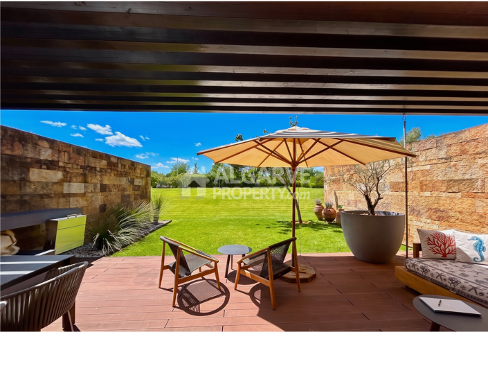 Image No.15-3 Bed Villa for sale