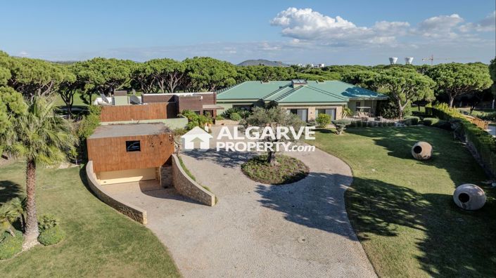 Image No.44-13 Bed Villa for sale