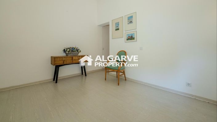 Image No.11-4 Bed Villa for sale
