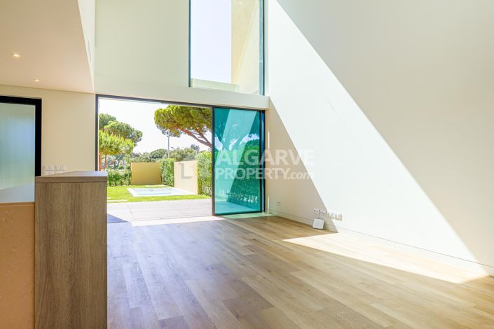 Image No.2-Villa de 2 chambres à vendre à Vilamoura