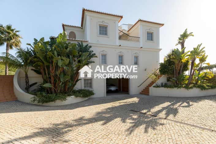 Image No.11-5 Bed Villa for sale