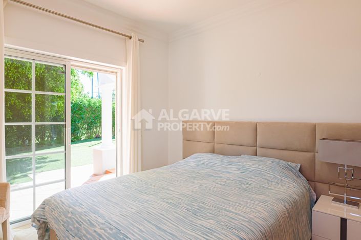 Image No.30-5 Bed Villa for sale