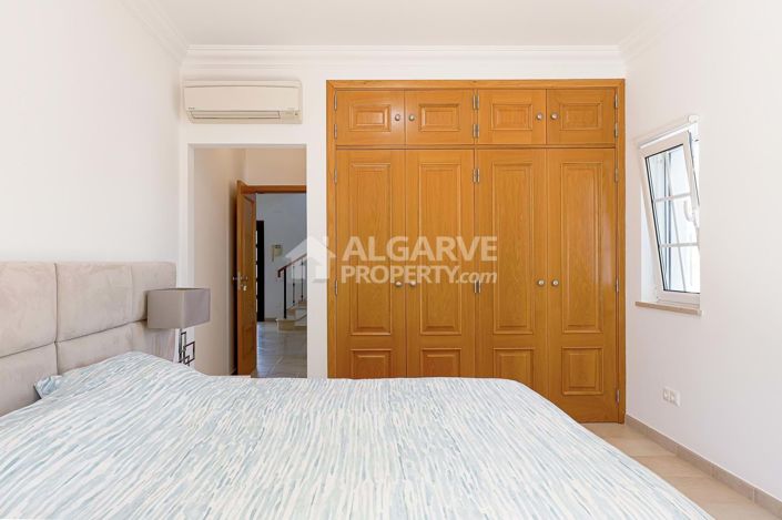 Image No.33-5 Bed Villa for sale