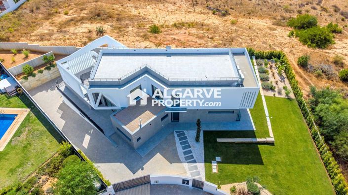 Image No.44-4 Bed Villa for sale