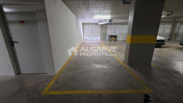 Image No.16-3 Bed Apartment for sale