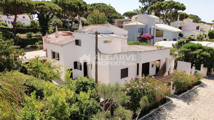 Image No.5-5 Bed Villa for sale